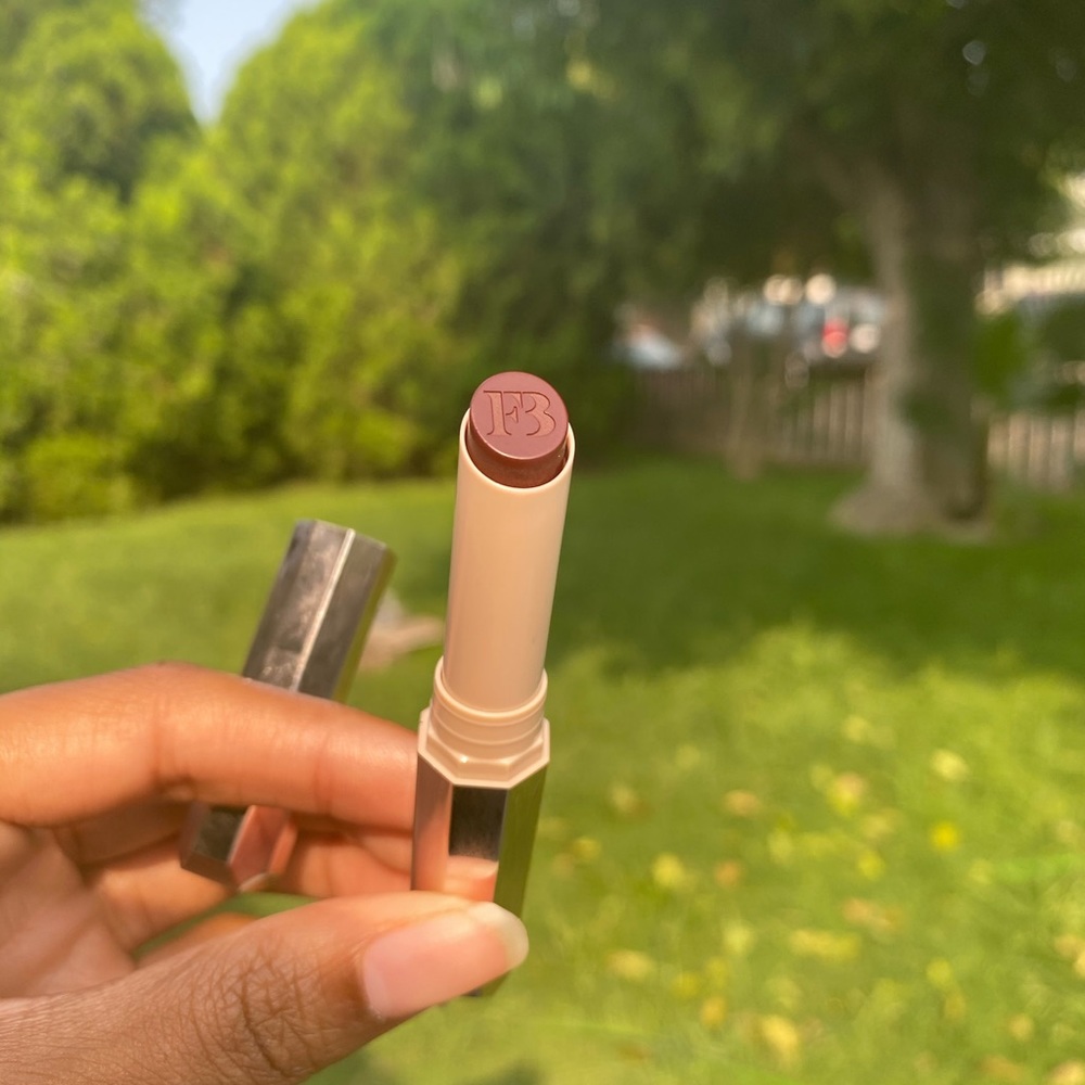 Matte lipstick